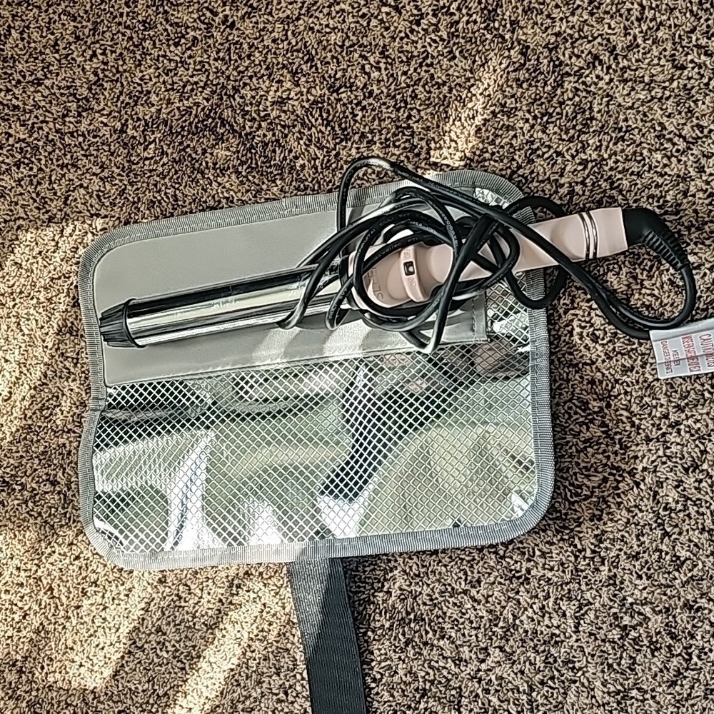 Sleek'e Curling iron with travel case
